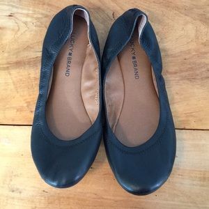 Lucky Brand Flats - smooth black